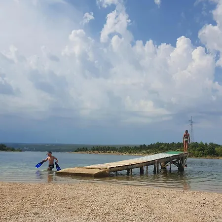 Апартаменты Ferienwohnung-antolica-mit-klimaanlage-150m-vom-meer Krusevo (Zadar)