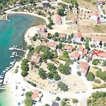 アパート Ferienwohnung-antolica-mit-klimaanlage-150m-vom-meer