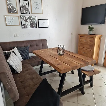 Appartamento Ferienwohnung-antolica-mit-klimaanlage-150m-vom-meer