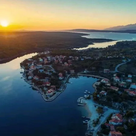 Ferienwohnung-antolica-mit-klimaanlage-150m-vom-meer Appartamento Kruševo