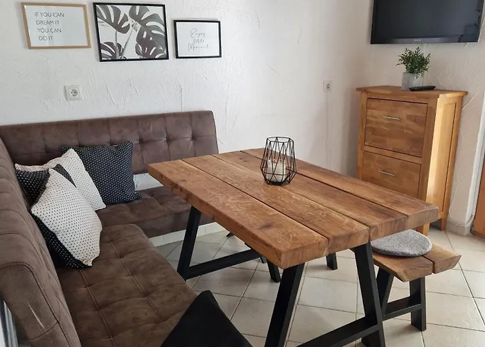 Appartement Ferienwohnung-antolica-mit-klimaanlage-150m-vom-meer *